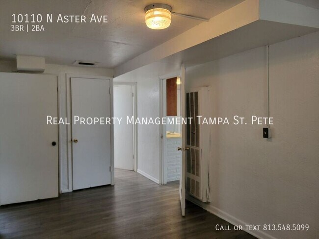 Building Photo - 10110 N Aster Ave