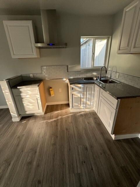 Kitchen - 2314 Hudspeth St