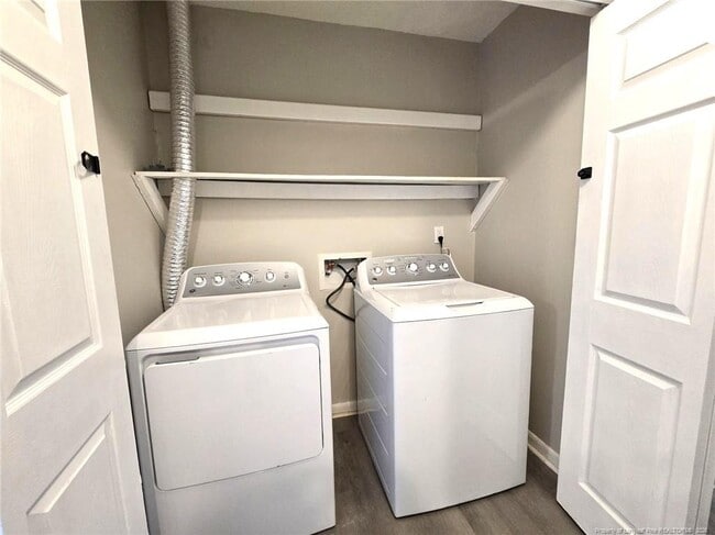 Building Photo - 6508 Rannock Ct