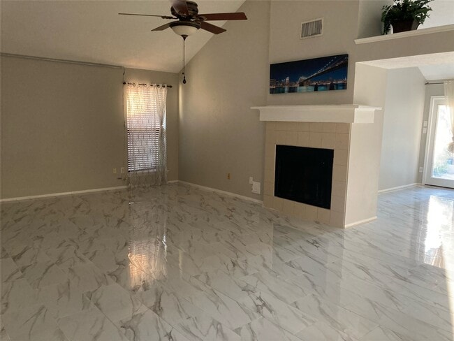 Building Photo - 3002 Avanti Ct