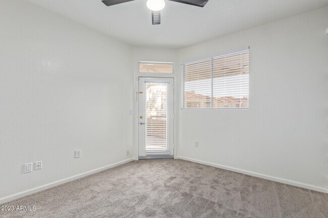 Building Photo - 11375 E Sahuaro Dr