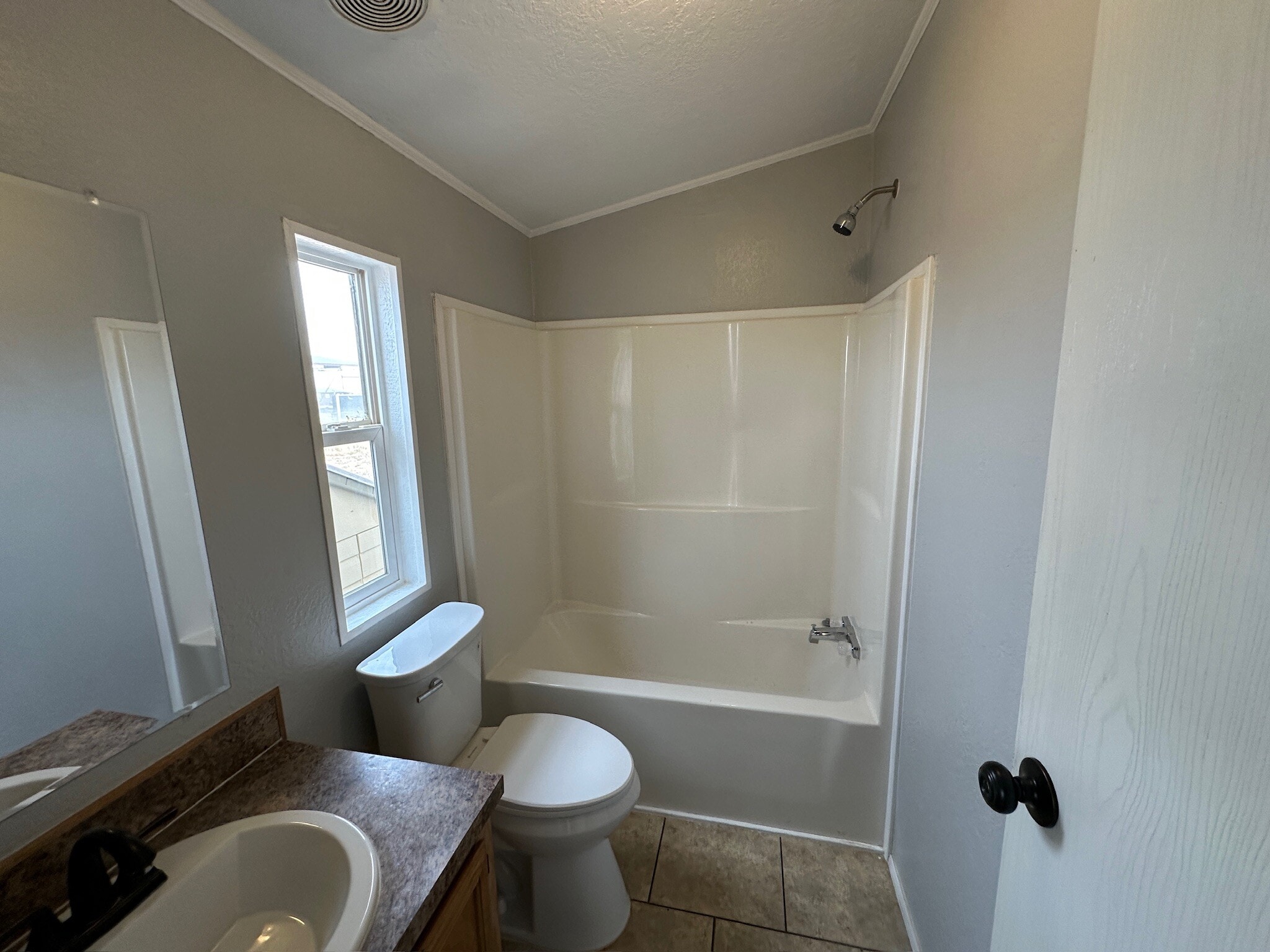 Building Photo - 7301 E County Road 62