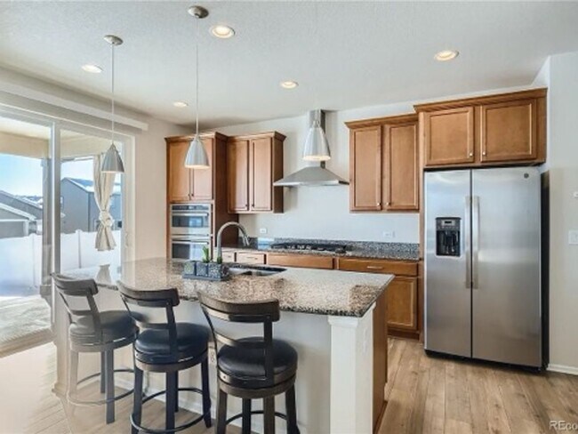 Building Photo - Beautiful Home in Windsor