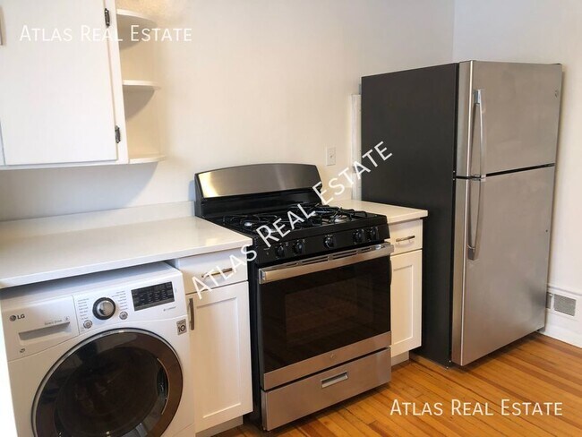 Building Photo - 1001 19th St