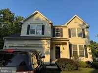 Building Photo - 873 S York Dr