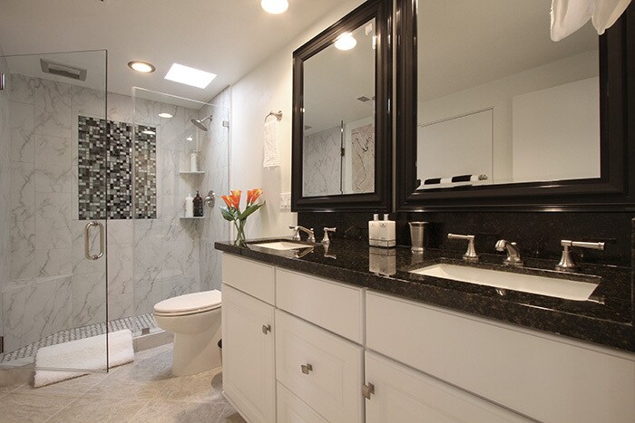 Double sink vanity - 78130 Cortez Ln