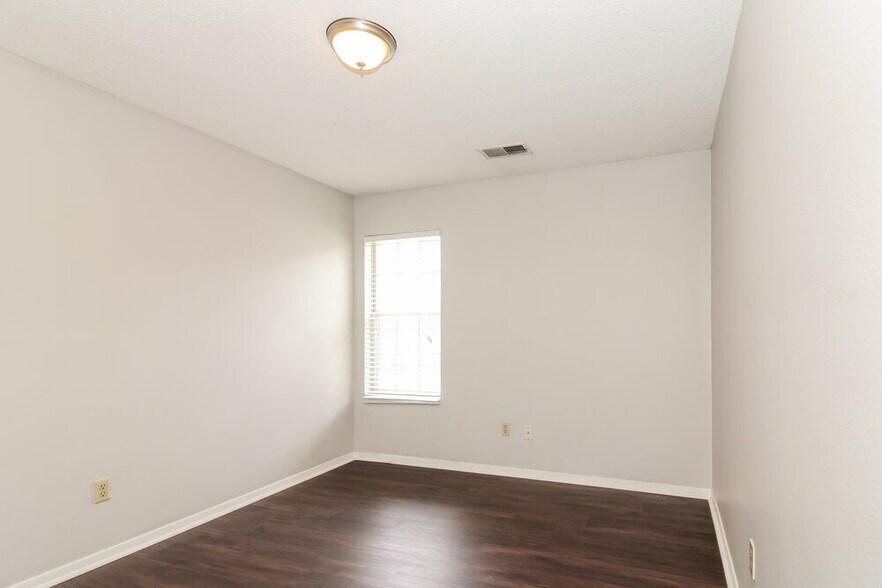 Building Photo - 3946 Keynon Dr