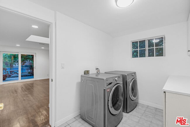 Building Photo - 19016 Wells Dr