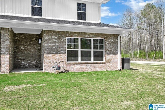 Building Photo - 304 GARDEN St