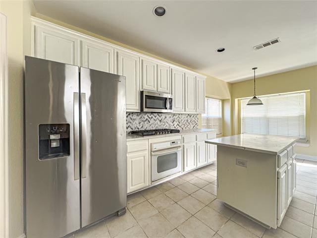 Building Photo - 1905 Meera Ln