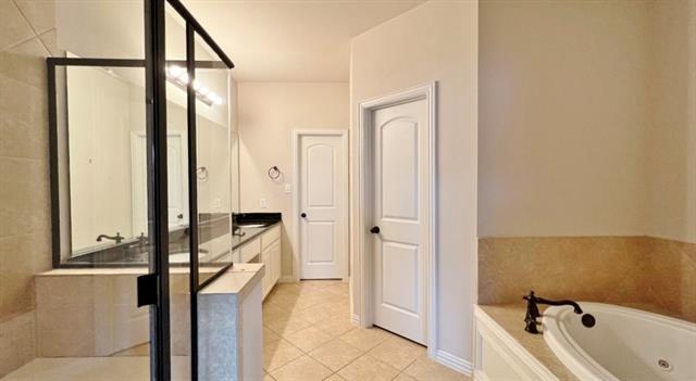 Building Photo - 2500 Rockbrook Dr