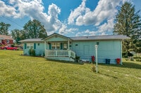 Building Photo - 760 Henry St