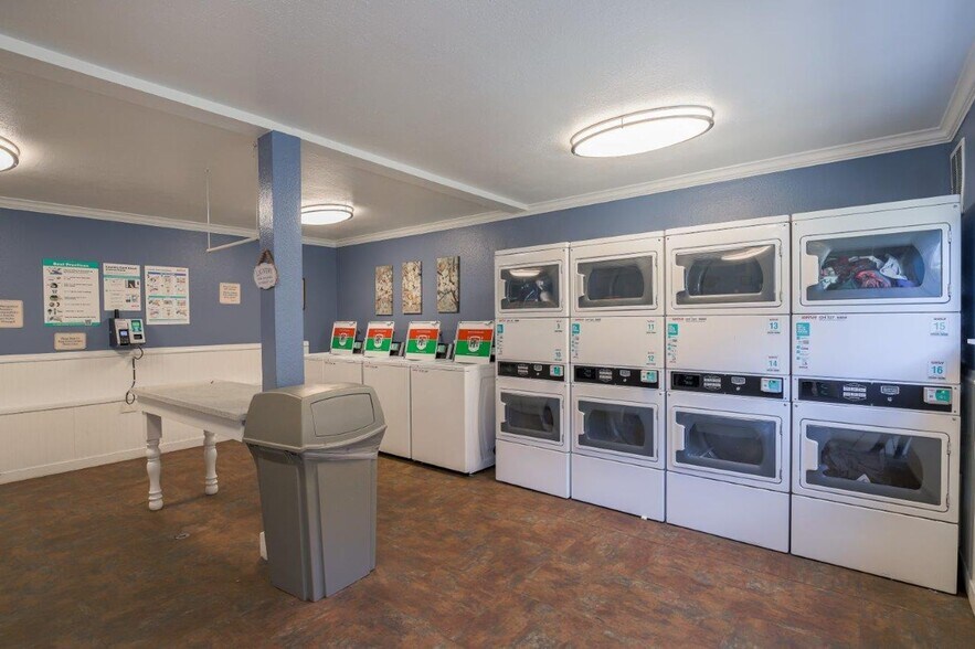 Interior Photo - Parkview Poway Apartments