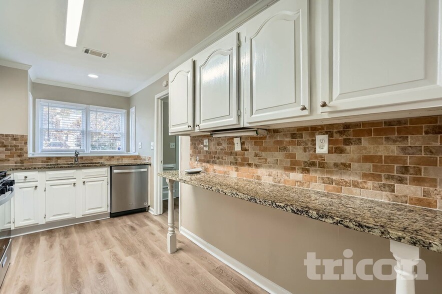 Building Photo - 115 Brantley Rd