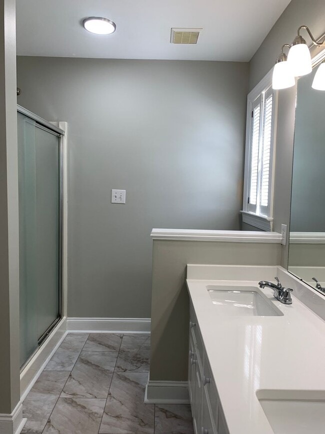 Building Photo - Beautifully Renovated Ranch, Nestled In Pr...
