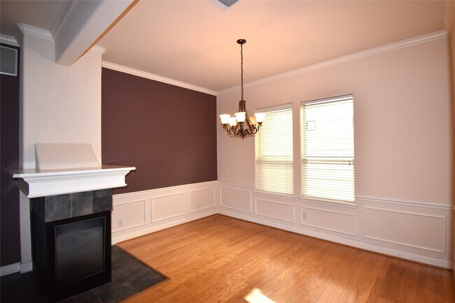 Building Photo - 1117 Malone St