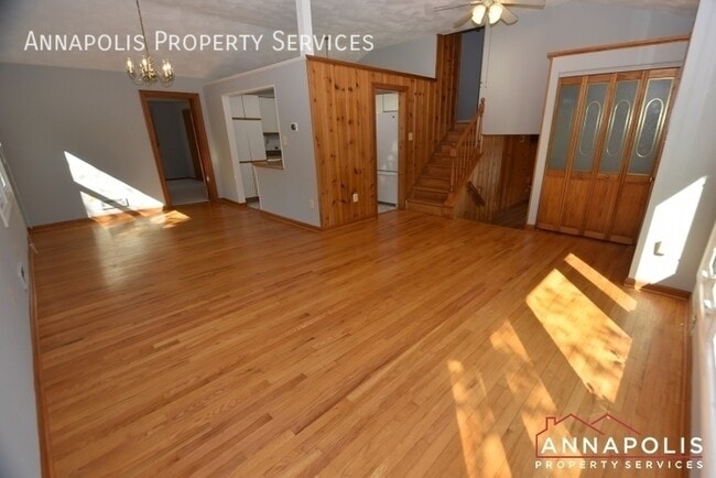 Building Photo - 804 Pin Oak Rd