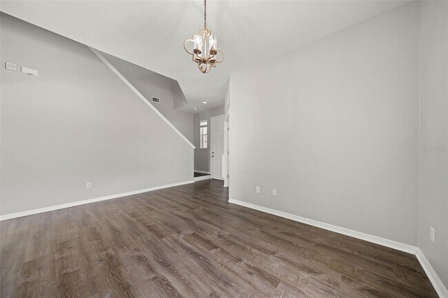 Building Photo - 10909 Observatory Way