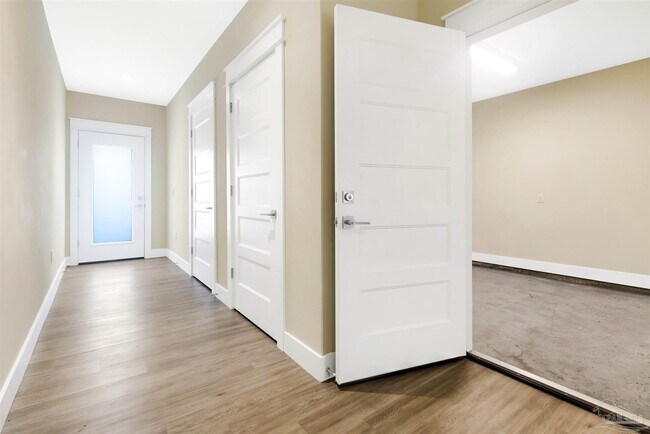 Building Photo - 340 Bluefish Dr
