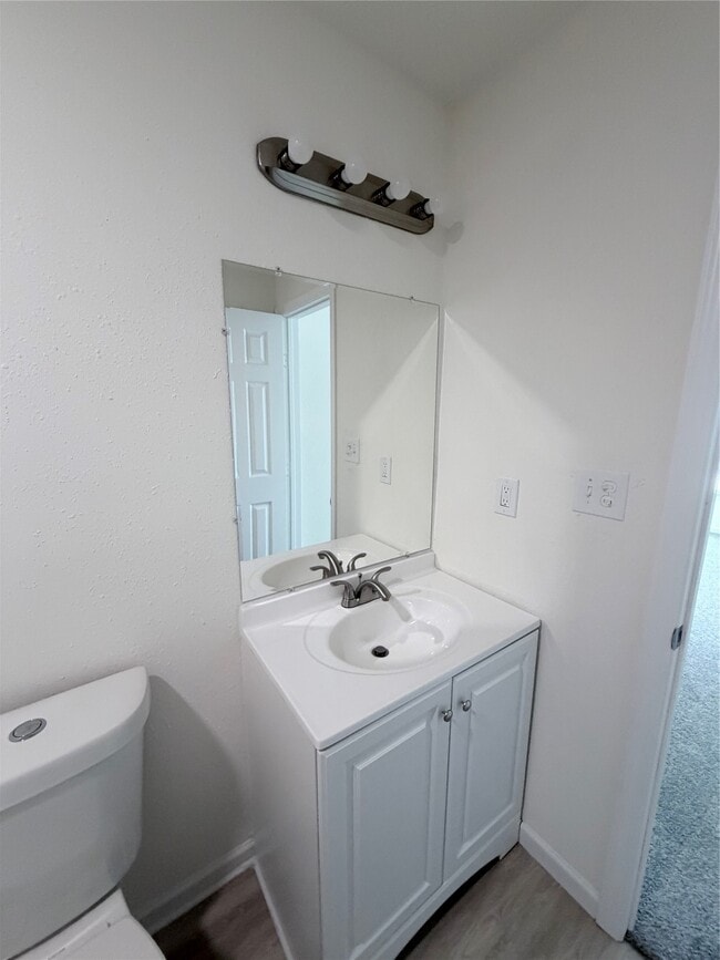 Building Photo - 8837 Oak Knoll Ln