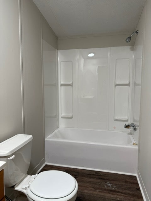 Building Photo - 547 Canterbury Ct