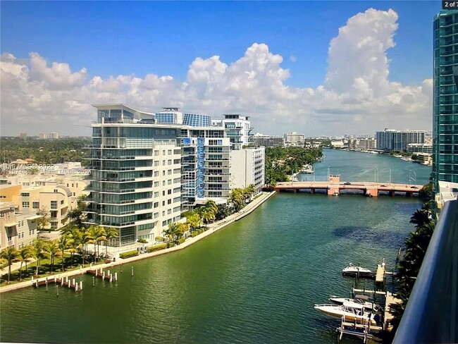 Building Photo - 5900 Collins Ave