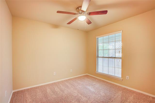 Building Photo - 535 Raintree Cir