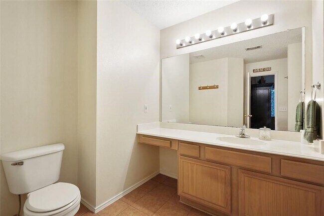 Building Photo - 1309 Aspen Ln