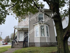 Building Photo - 1133 S 2nd St