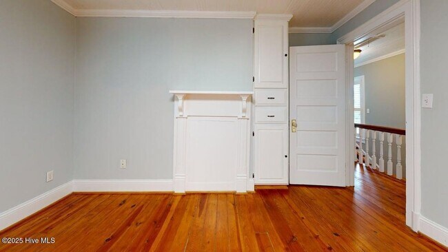 Building Photo - The Heart of Downtown