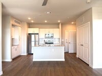 Building Photo - 1700 Daleside Ln