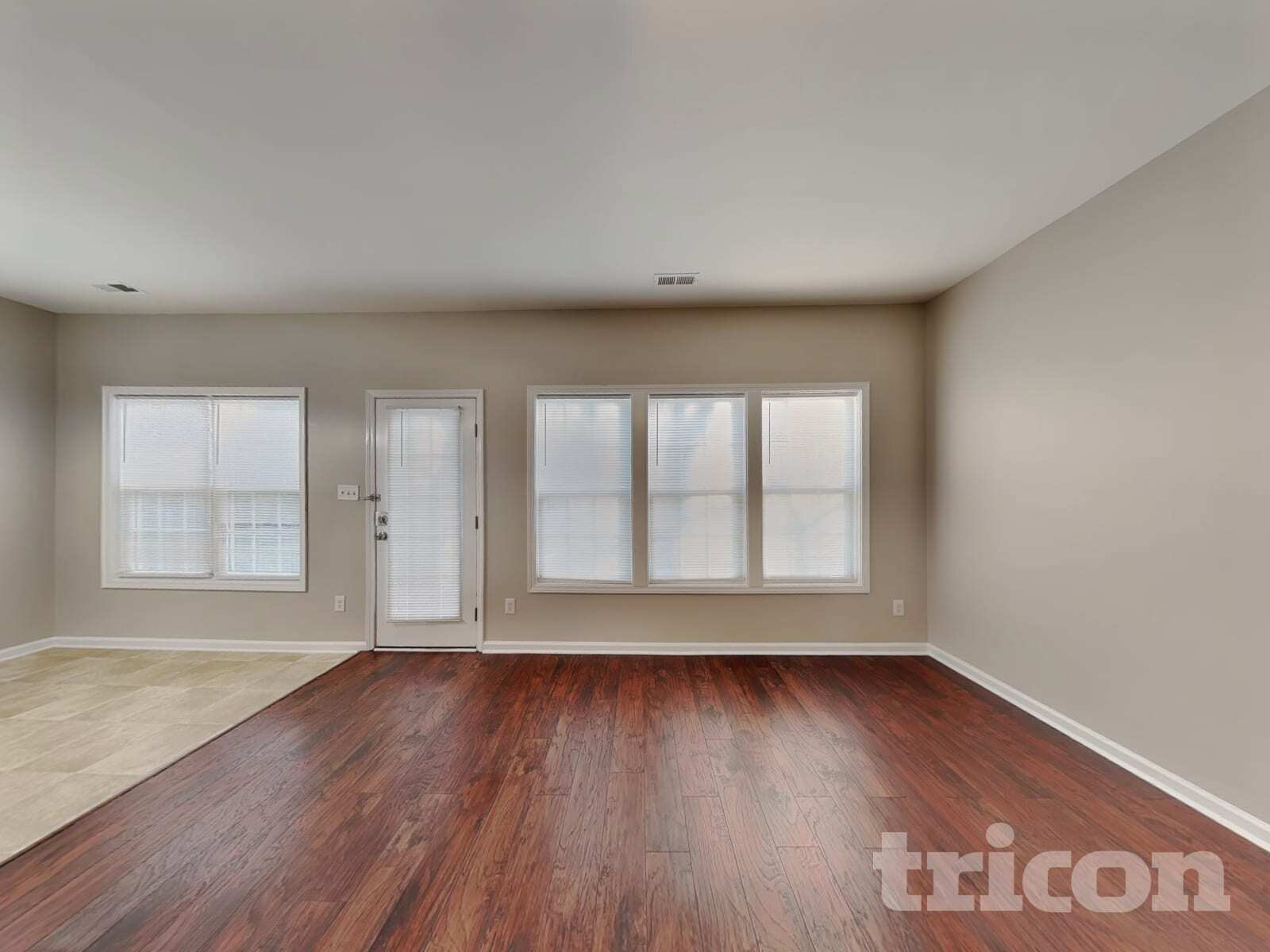 Building Photo - 4053 Laurel Glen Dr