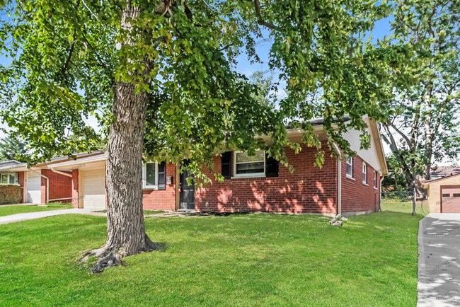 Building Photo - 2950 Aries Ct