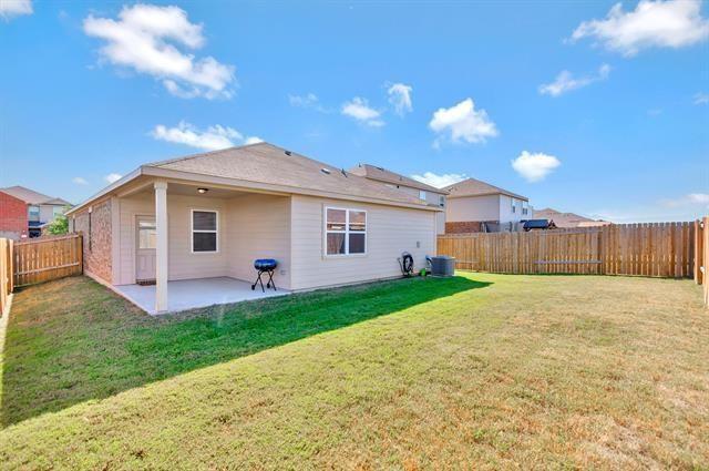 Building Photo - 6320 White Jade Dr
