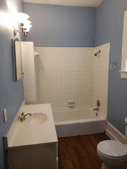 Building Photo - 823 Avenue K