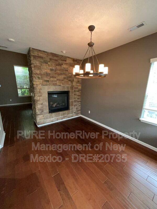 Building Photo - 10115 Avenida Vista Cerros NW