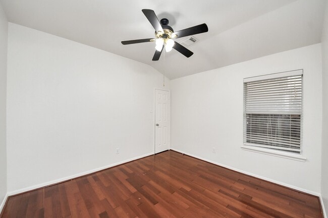 Building Photo - 2412 Appian Way