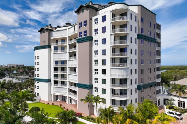 13665 Vanderbilt Dr Naples, FL 34110-6123 - Aqua
