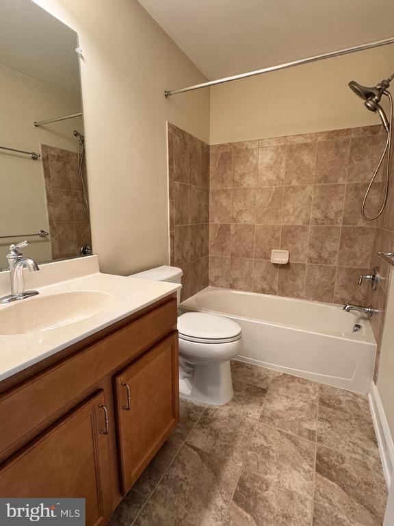 Building Photo - 2959 Chesham St