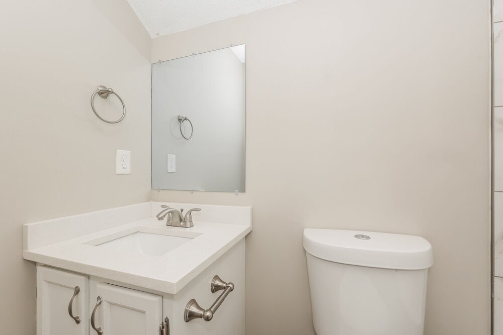 Building Photo - 205 Babe Ruth Cove