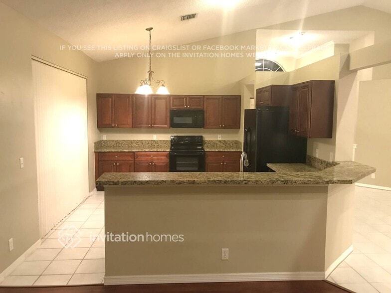 Building Photo - 1261 NW 184th Terrace