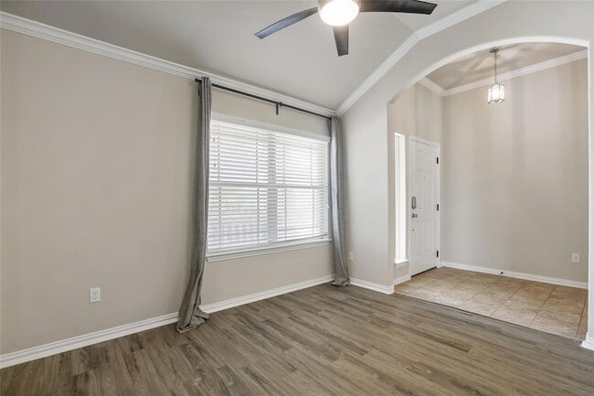 Building Photo - 2208 Tranquility Ln