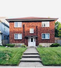 Building Photo - 136 Lexington Ave