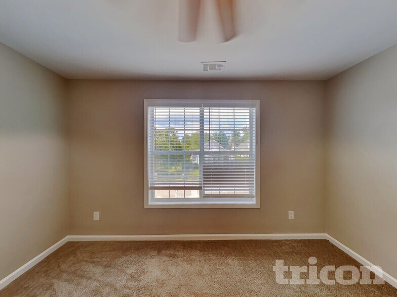 Building Photo - 2754 Nautical Way