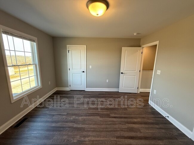 Building Photo - 127 Adams and Corby Rd