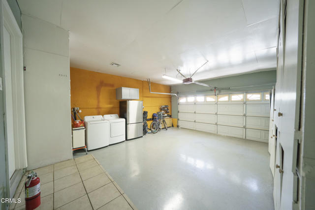 Building Photo - 3553 Pontiac St