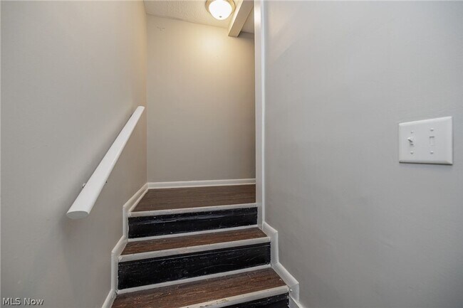 Building Photo - 228 Gates Ave