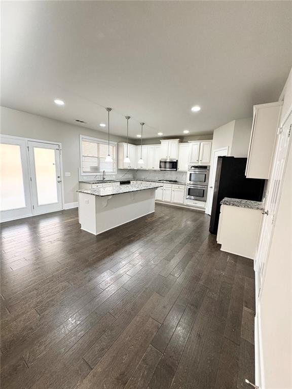 Building Photo - 4099 Two Bridge Dr