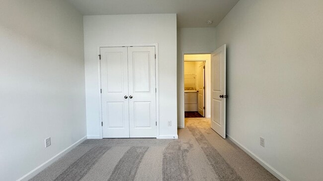 Building Photo - 55 Peeples Dr