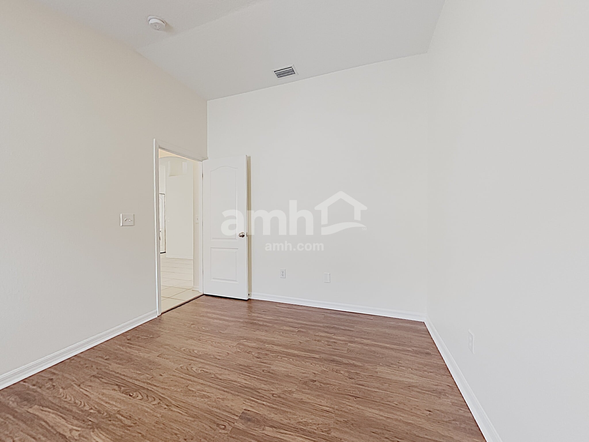 Building Photo - 8326 Canterbury Lake Blvd